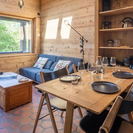 Chalet Racar Pour 4 Personnes, Centre Ville Et Vue Sur La Montagne شامونكس المظهر الخارجي الصورة
