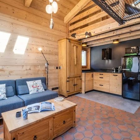 Chalet Racar Pour 4 Personnes, Centre Ville Et Vue Sur La Montagne شامونكس المظهر الخارجي الصورة