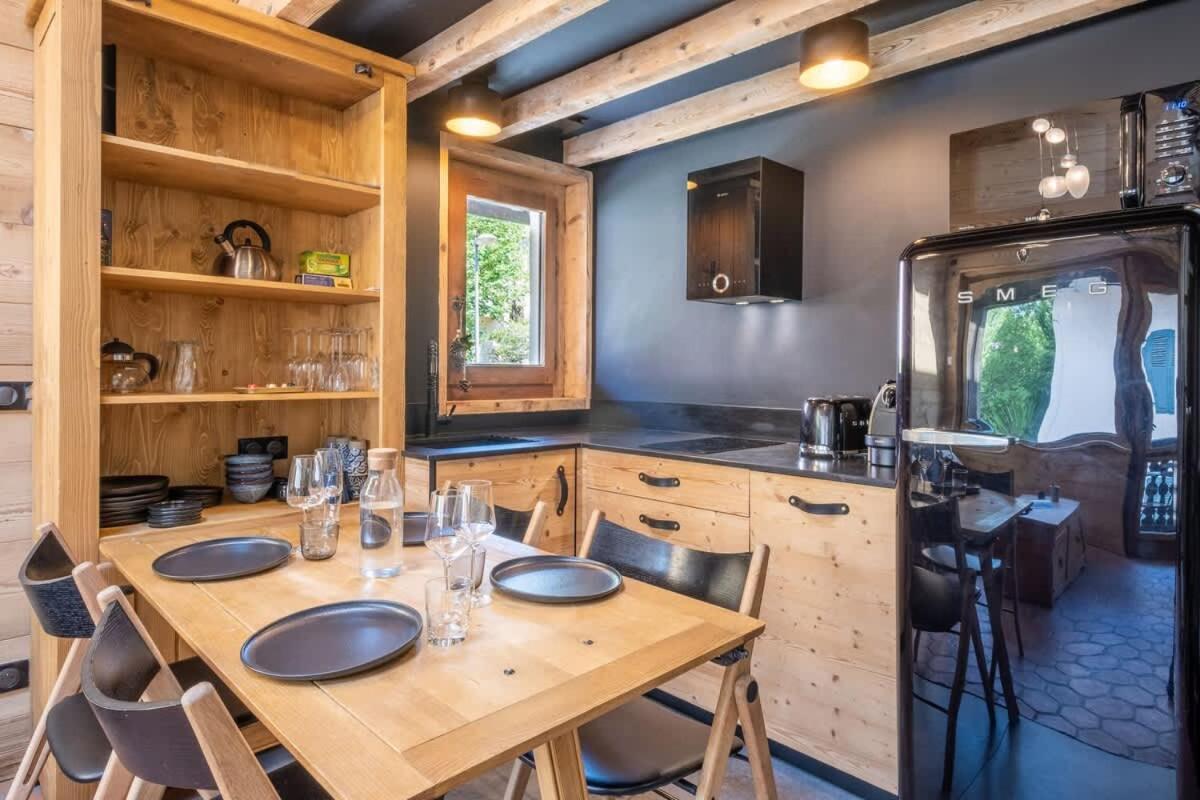 Chalet Racar Pour 4 Personnes, Centre Ville Et Vue Sur La Montagne شامونكس المظهر الخارجي الصورة