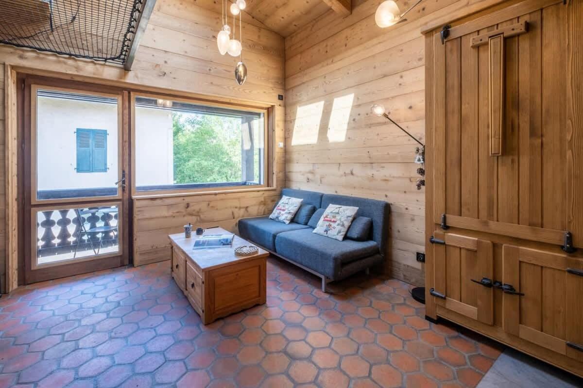 Chalet Racar Pour 4 Personnes, Centre Ville Et Vue Sur La Montagne شامونكس المظهر الخارجي الصورة